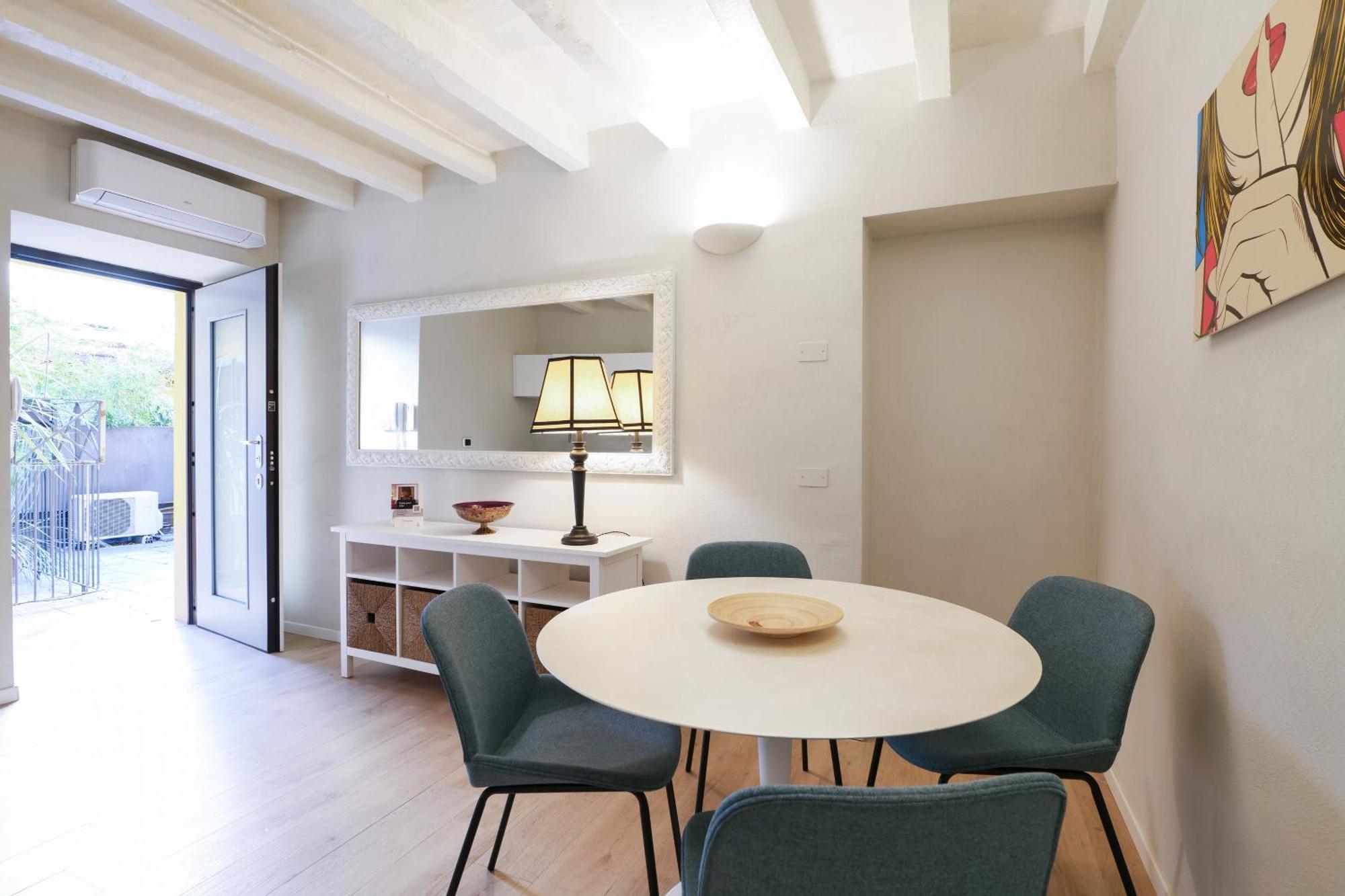 Elegant Rosales Apt. Milano Exteriör bild